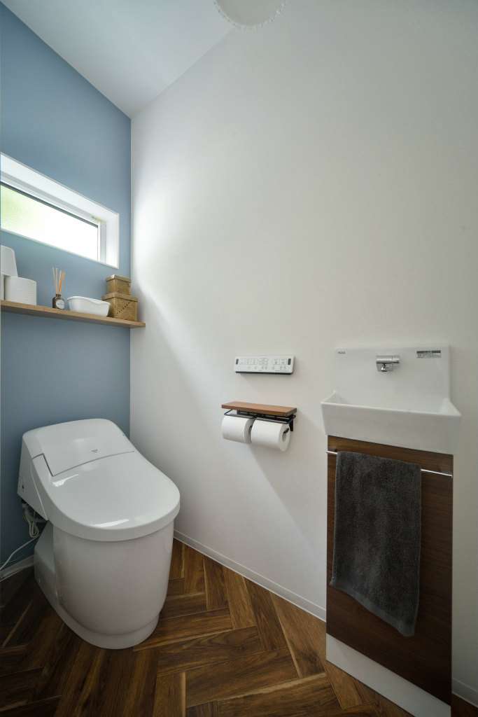 トイレの壁紙のリフォームで雰囲気をガラリと変えてみませんか？？